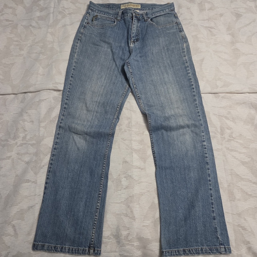 Cabelas Casuals Womens Sz 8 Light Wash Straight Leg Denim Jeans Mid Rise
